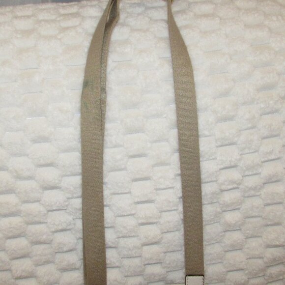 Michael Kors FULTON Small Leather Crossbody Bag VANILLA - Picture 2 of 14